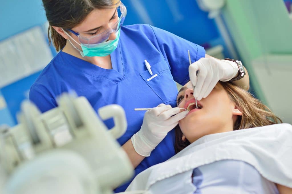 Dental Hygienists and What They do